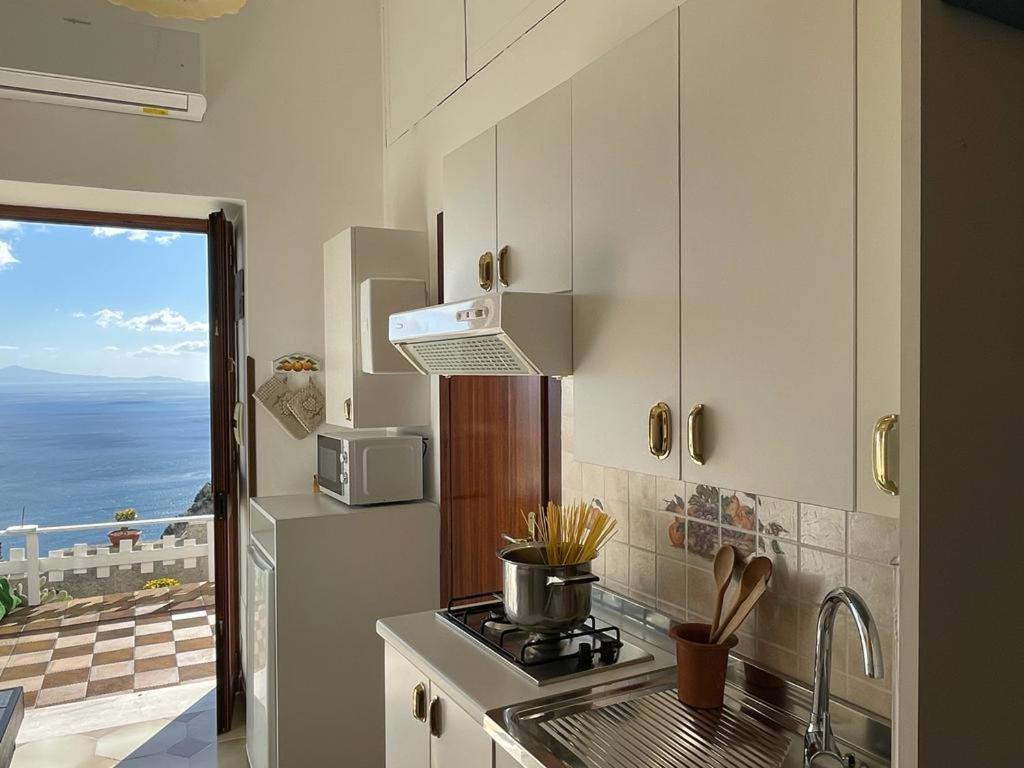 Апартаменты Casa Enzo Con Vista Mare Амальфи Экстерьер фото